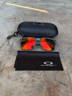 Oakley Holbrook Sunglasses Ruby Red Fire Iridium Prizm Lens Crystal Clear Black