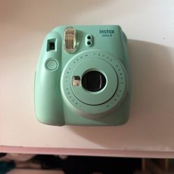 polaroid camera