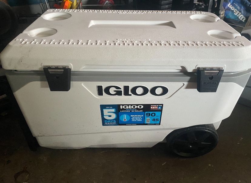 Igloo Cooler