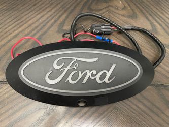 Light Up Emblem W/Camera Slot Ford