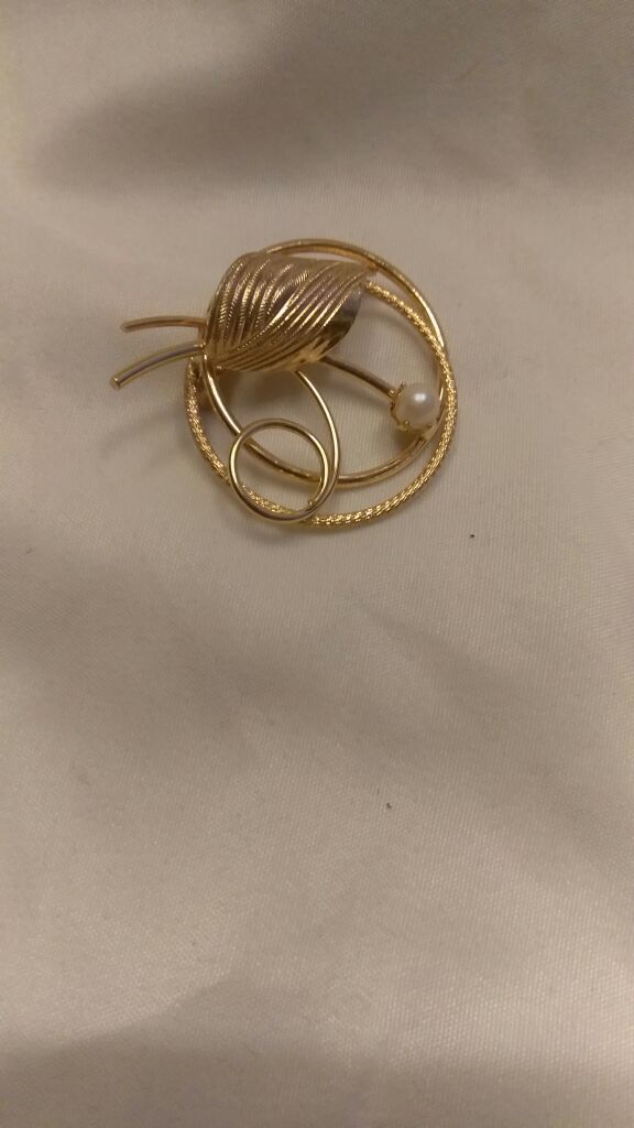 Brooch