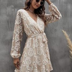 Medium lace dress