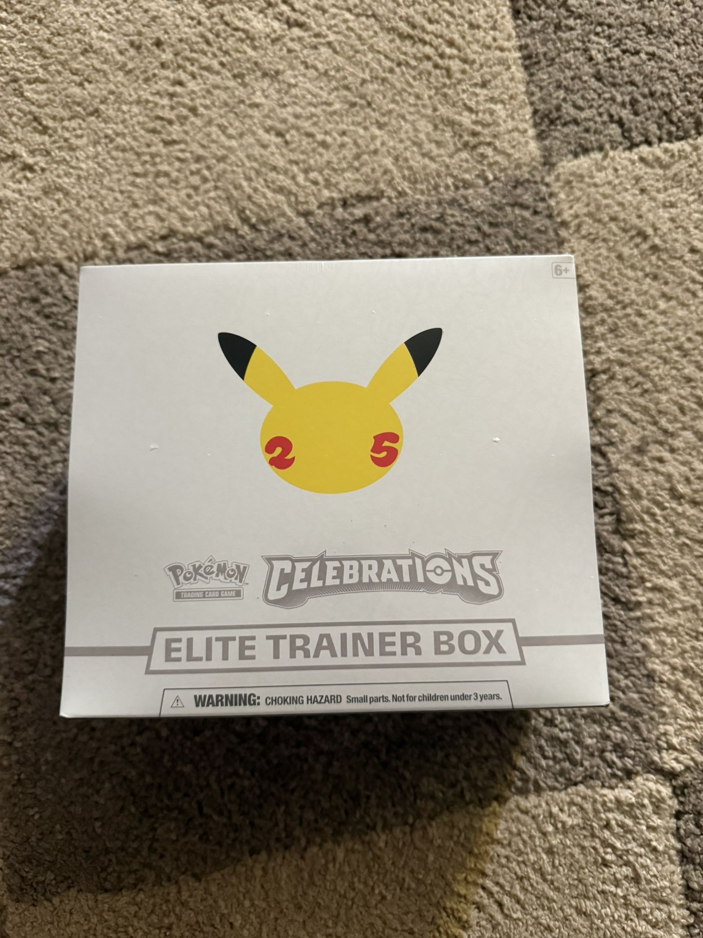 Pokemon Celebrations ETB