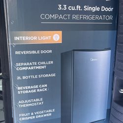 Compact refrigerator with freezer  3.3 cu.ft.