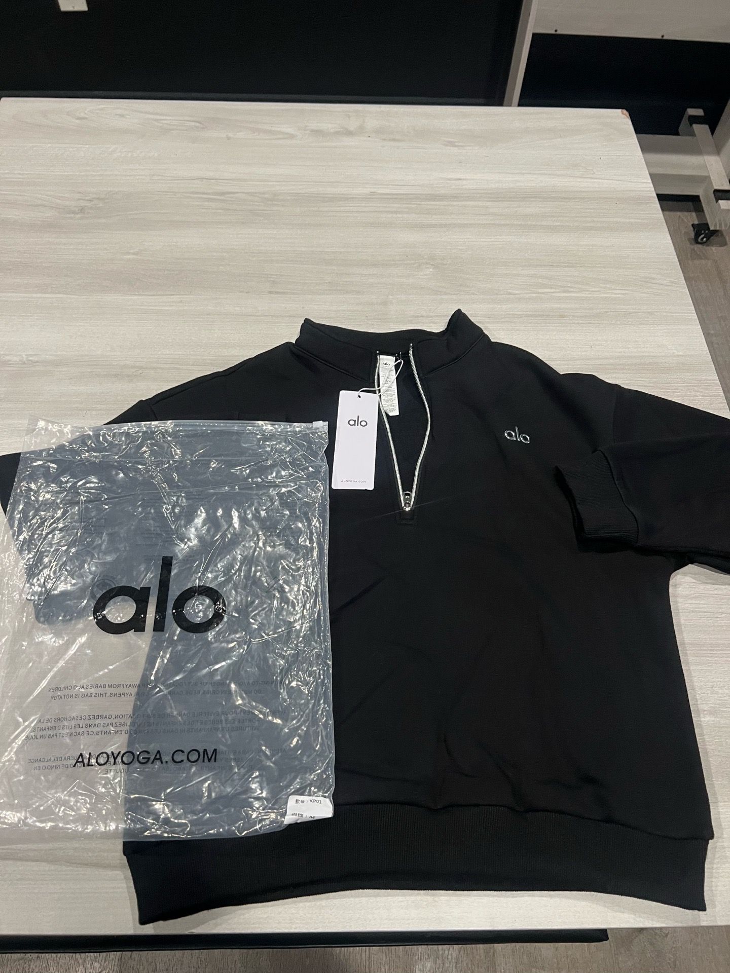 Alo quarter zip