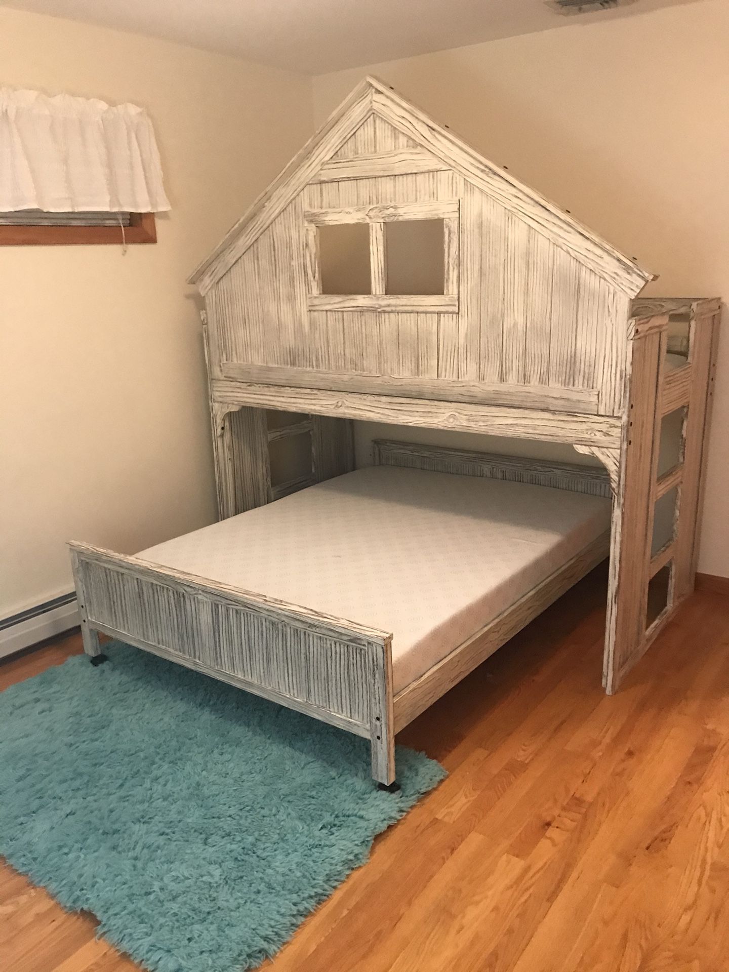 Treehouse Bunk bed