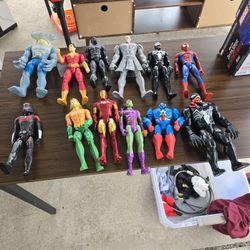 Super Hero Figures Spiderman Venom 