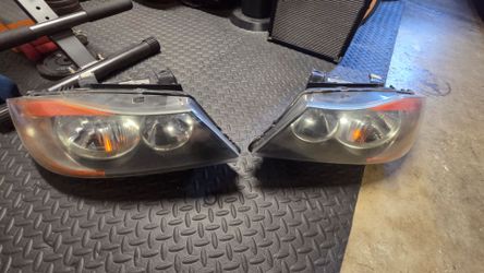 BMW e90 headlights pre-lci 2008