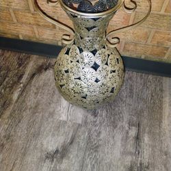 24" H. Decorative Floor Vase Pickup Only Cash 