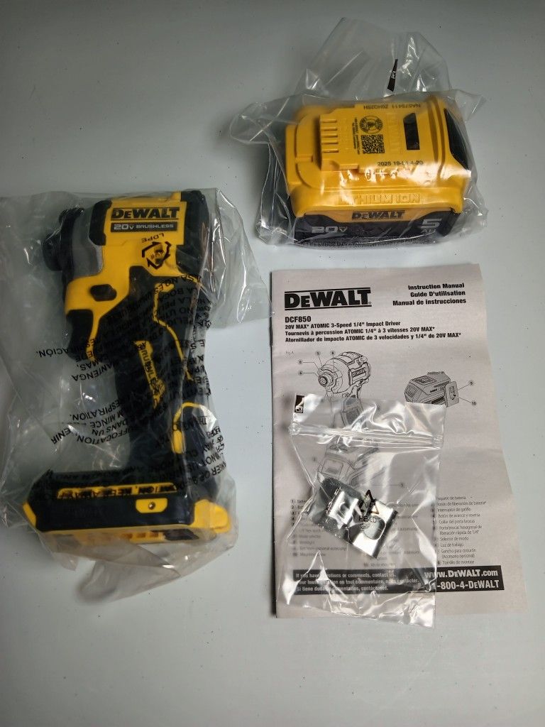 DEWALT ATOMIC 3 SPEED 1/4" IMPACT DRIVER