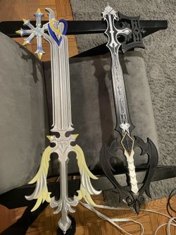 Cosplay - Kingdom Hearts Keyblades
