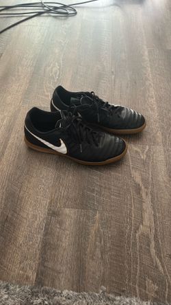 Black Nikes