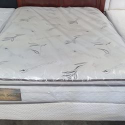 BED FRAME FULL-SIZE SAME-DAY PICK UP AND DELIVERY AVAILABLE 🚚🚚🚚