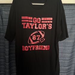 (3) Men’s XL Taylor Swift/Kansas City Chiefs Shirt