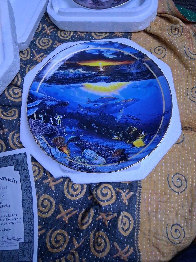 Diamond Head Down Collectors Plate by Christian Riese Lassen