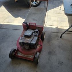 Toro 21" self-propelled lawnmower
