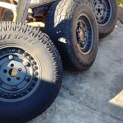 Jeep tires