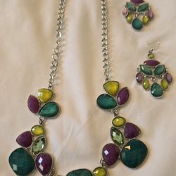 Vtg. Multicolor Costume Chunky Jewelry Statement Necklace And Matching Drop Dangling Earrings Set 18"  Rare Find!