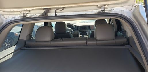 Jeep Cherokee for sale it has 130k and it's in a very good condition