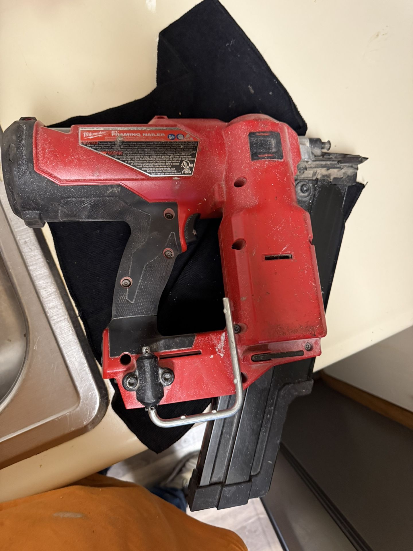 M18 Fuel Milwaukee Nail Gun 21 Degree 
