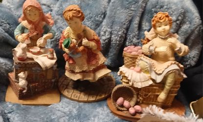Hamilton gifts Ltd Ellis Island trio from 1992