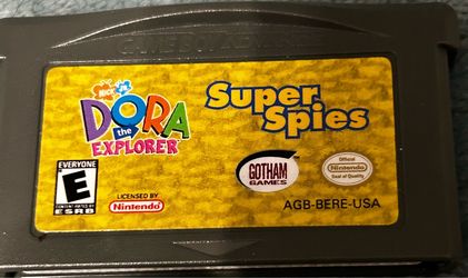 NINTENDO GAMEBOY  DORA THE EXPLORER  GAME - SUPER SPIES