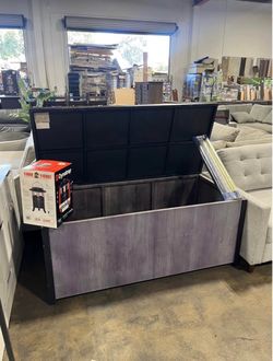 Costco Metal outdoor heavy duty container