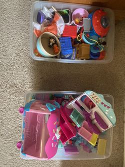 Ryan’s World And Shopkins Toys