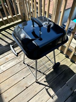 Expert Grill 17.5 Inch Charcoal Grill with Wheels and Adjustable Dampers