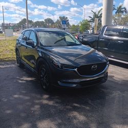 2017		MAZDA CX-5 GT	GRAY	SUV	GRAND TOURING SPORT LA MAS EQUIPADA 97,969 MILLAS

PRECIO $11,200