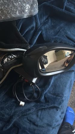 Honda Civic sport 2022 to 2024 passenger side mirror