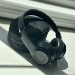 Beats Solo3 Wireless On-Ear Headphones (Includes Cable)