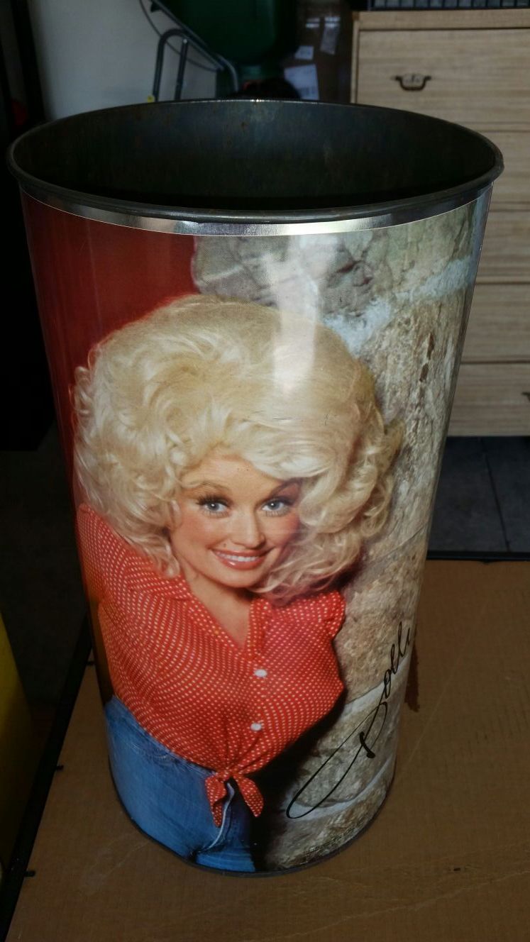 Dolly parton metal trash can