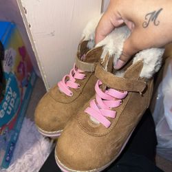 Tan Boots 10c 