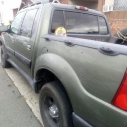 2002 Ford Explorer Sport Truck