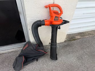 Black + Decker Leaf Vacuum with Backpack Leaf Collection Bag! Works great!
