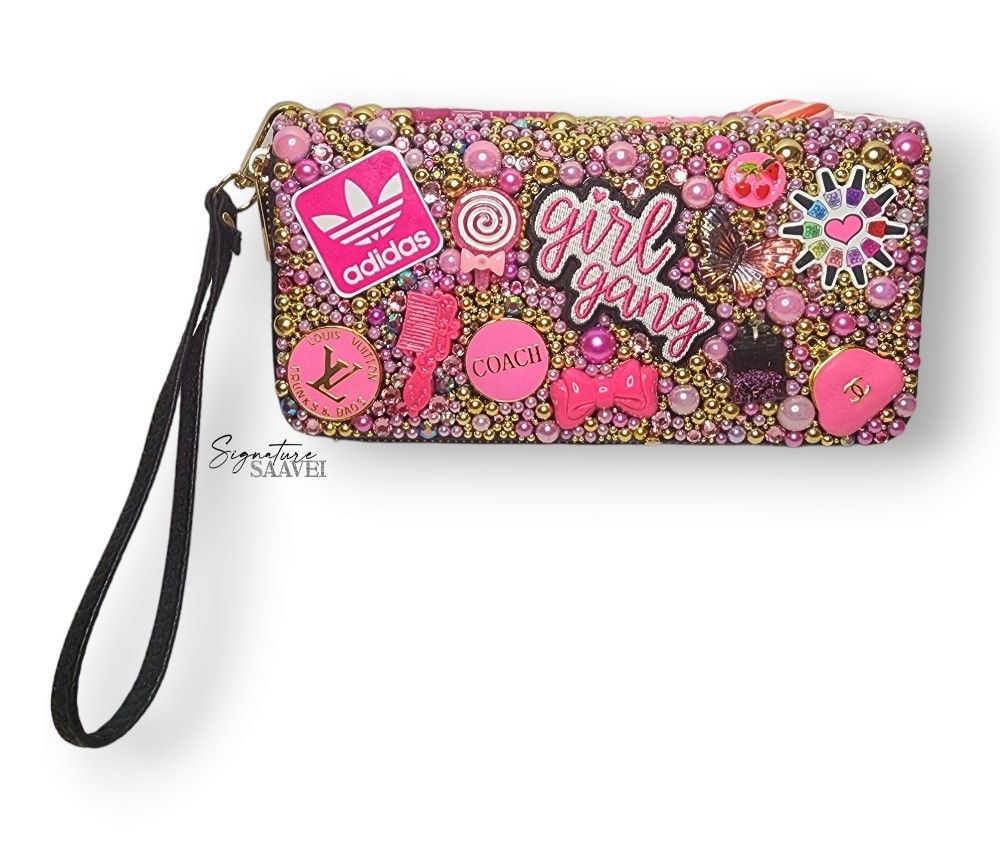 BRAND NEW Signature 'GirlGang' Wristlet