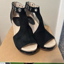 Woman’s Black Suede Sandals