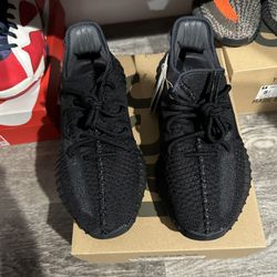 adidas yeezy 350 onyx
