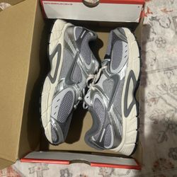 Nike Rnr Sell Fast For 60 9.5