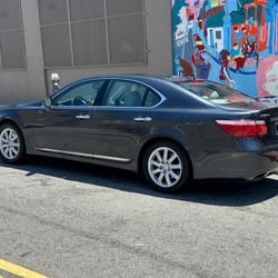 2008 Lexus LS 460