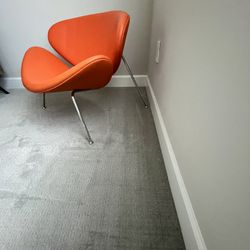 Modern Leather Chair 