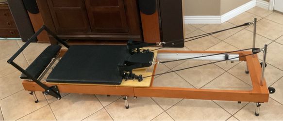 Foldable, Portable Wood Pilates Reformer Machine