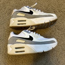 Women’s Platform Nike Airmax Size 9 