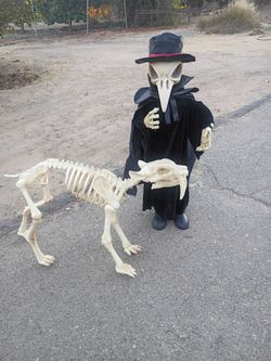 3 Ft Doctor Plague Animatronic w/ Skeleton Tiger