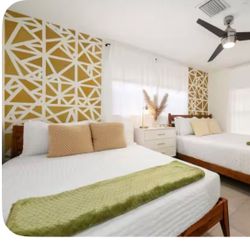 2 Queen Beds with Mattress