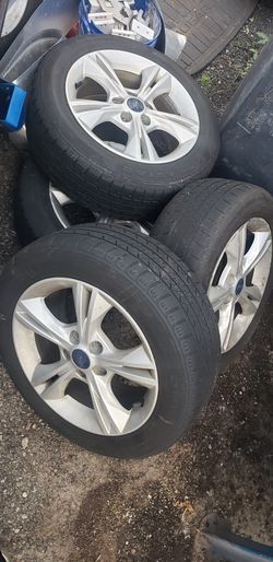 Ford Focus Oem Alloy Wheels Tires Full Matching Set