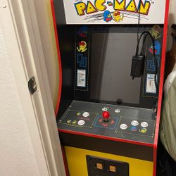 PAC-man Game. 