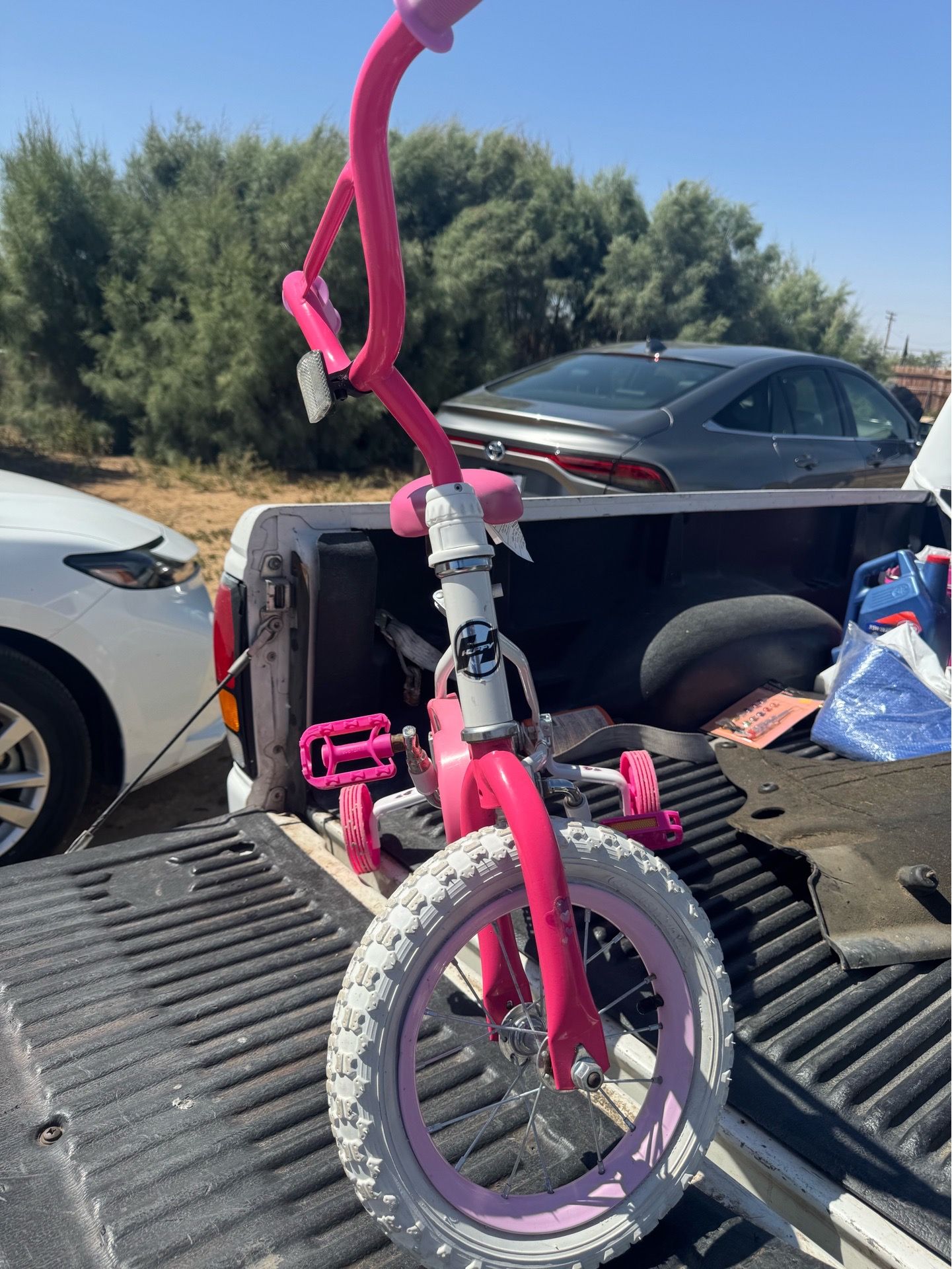 Little girls huffy bike