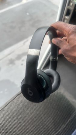 Beats Solo 4